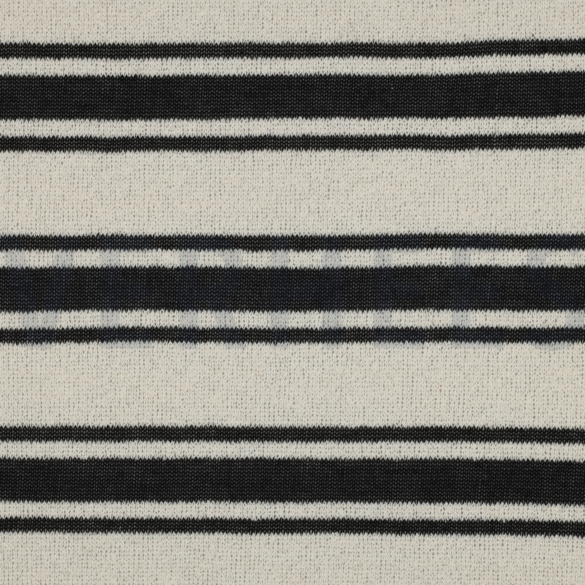 JACQUARD TRICOTÉ NOIR (high resolution)