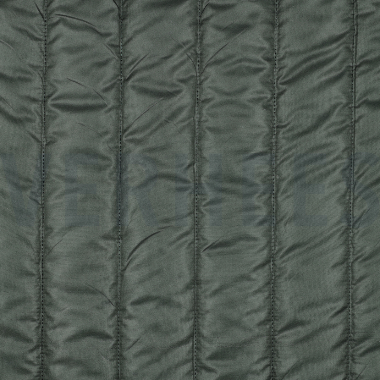 GEWATTEERD LEGERGROEN (high resolution)