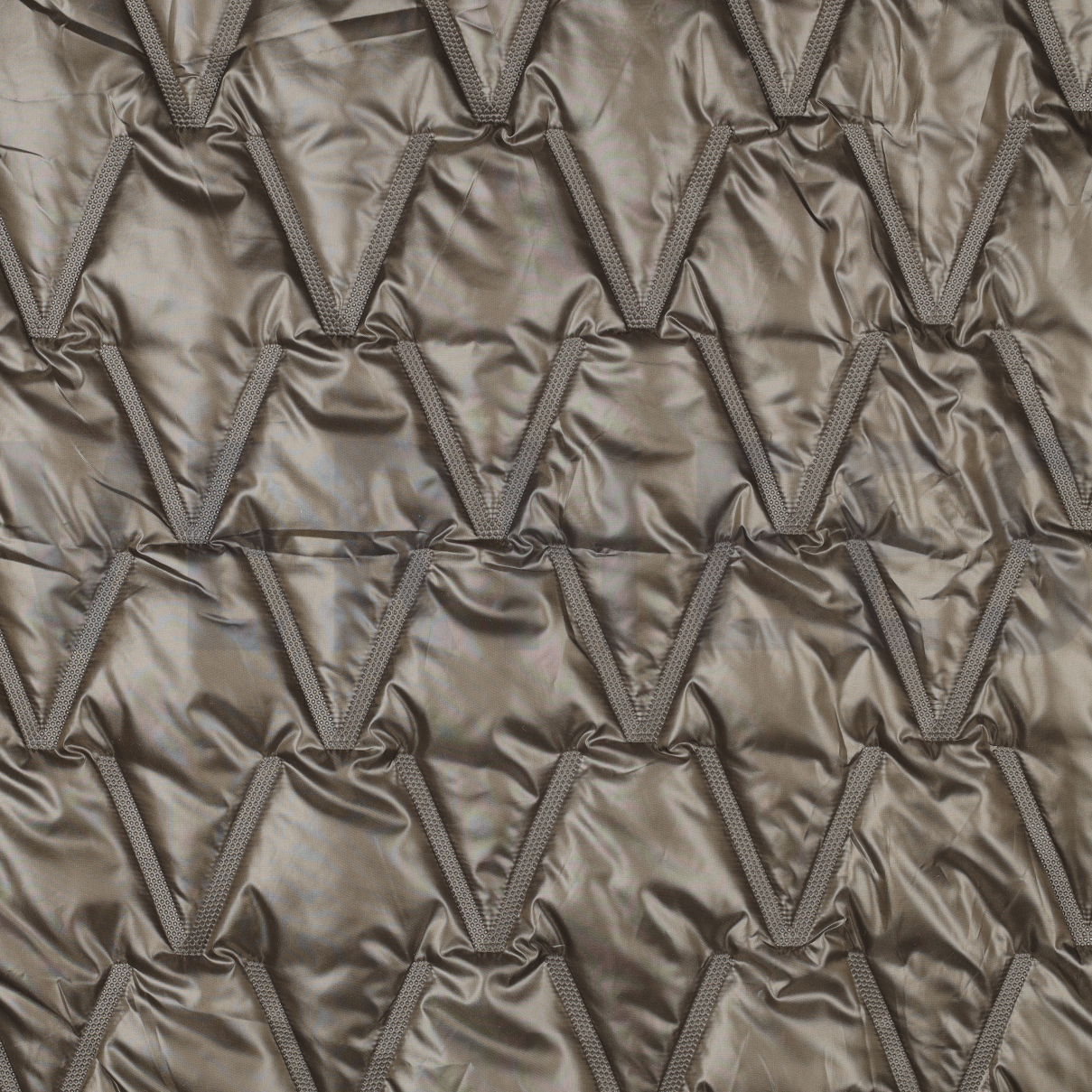 GEWATTEERD TAUPE (high resolution)