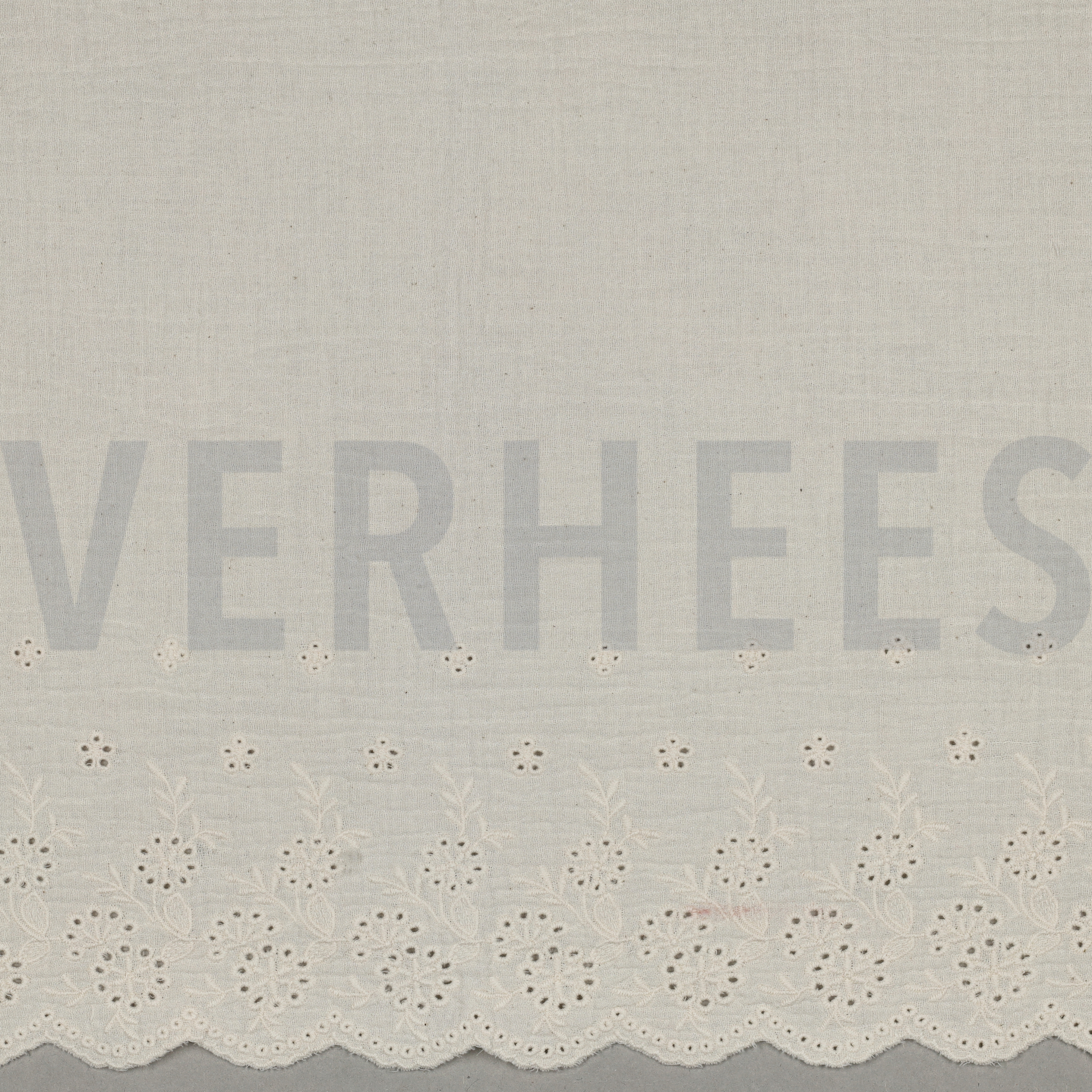 MUSSELIN EINSEITIGER RAND EINSEITIGE BOGENKANTE NATUR (high resolution)