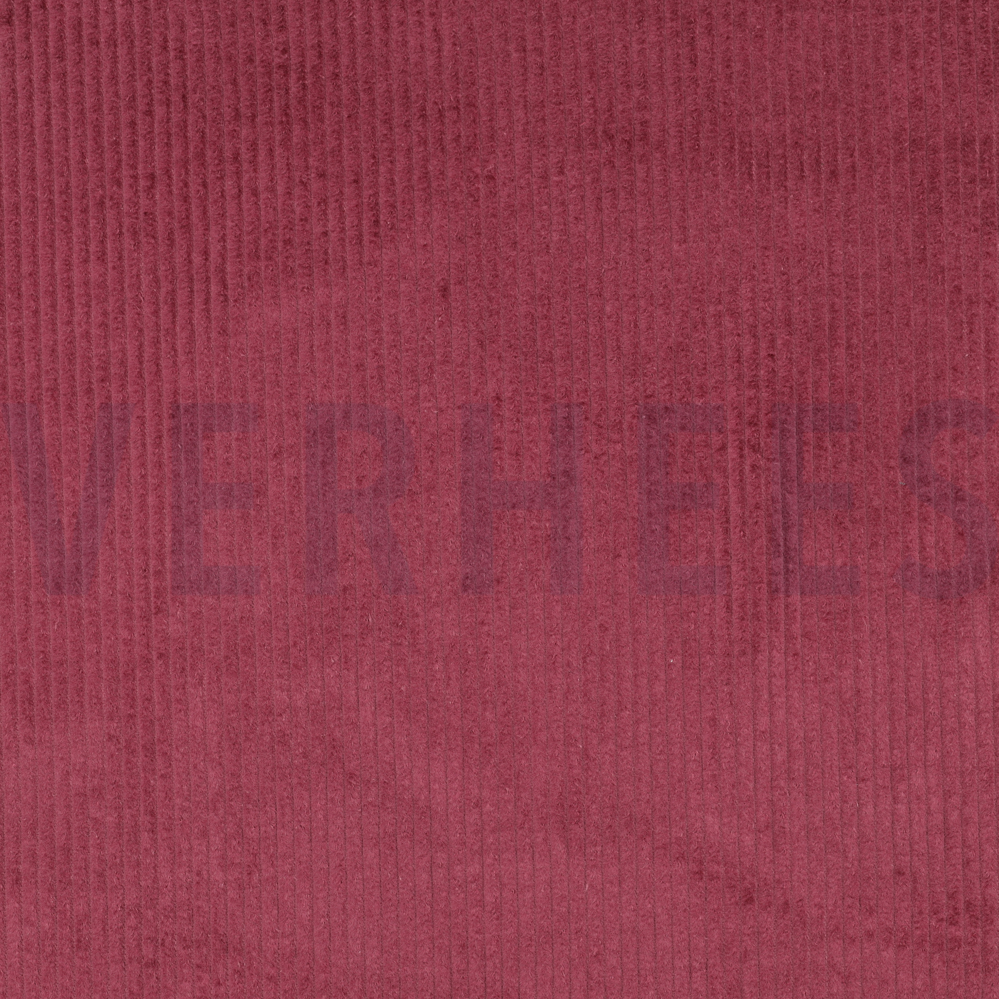 GEWASCHEN CORD 4.5W BEERE (high resolution)