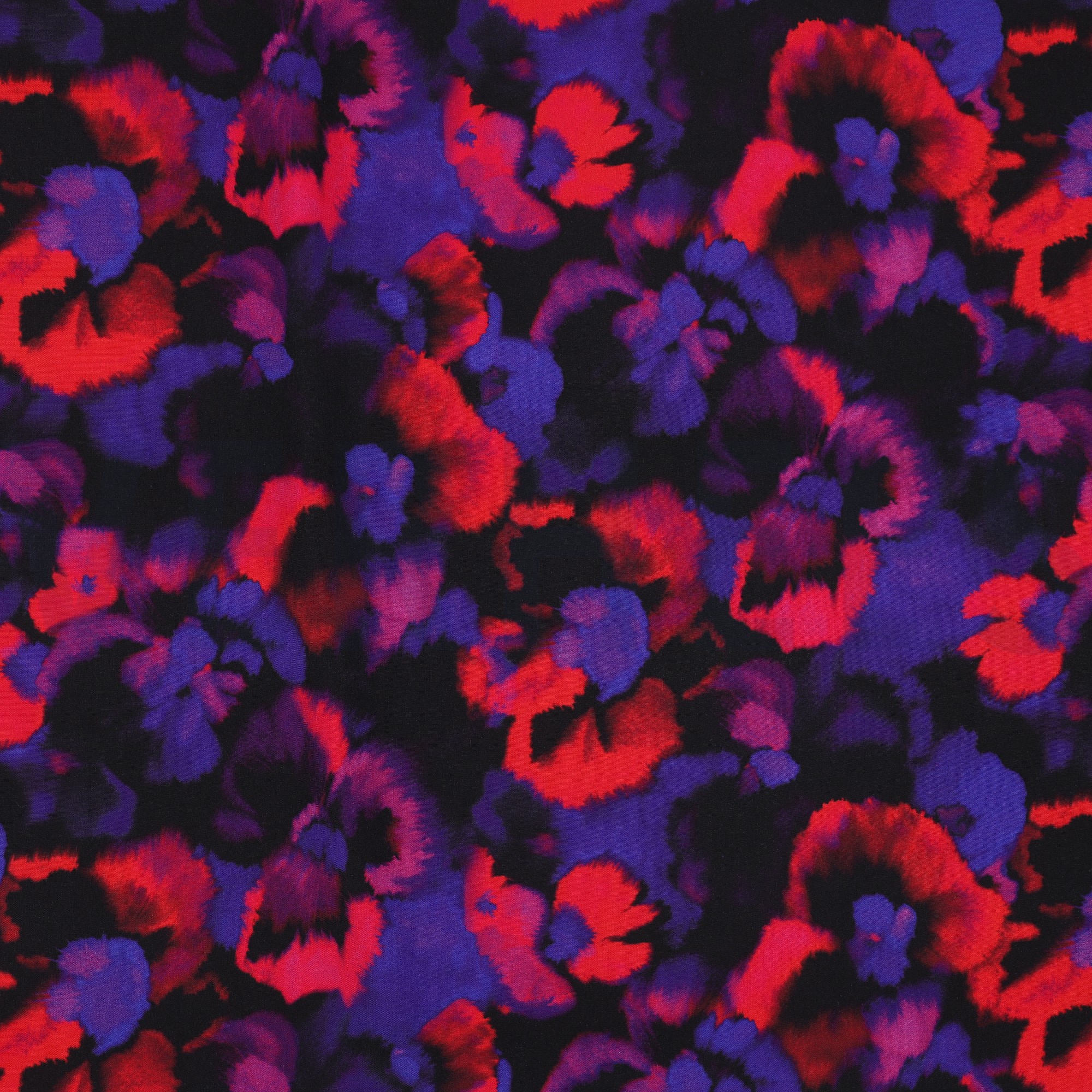 LENZING™ ECOVERO™ DIGITAL FLOWERS PURPLE (high resolution)