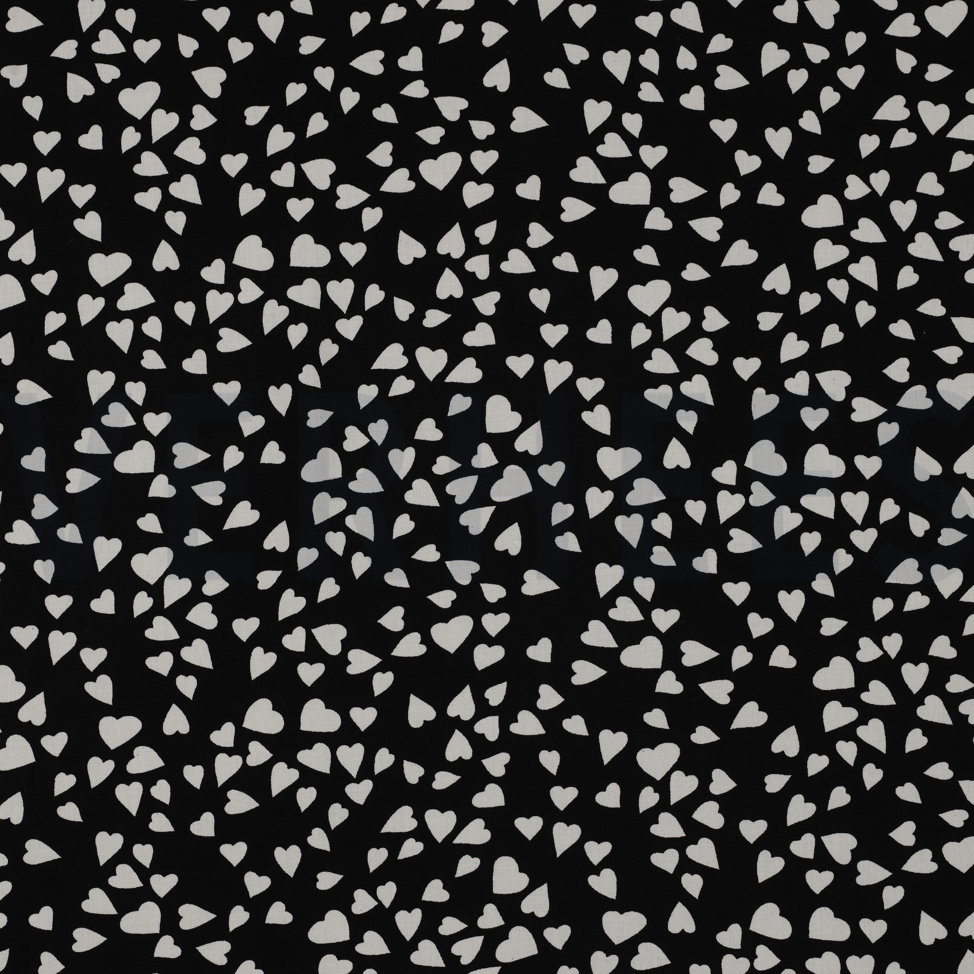 LENZING™ ECOVERO™ HEARTS BLACK (high resolution)