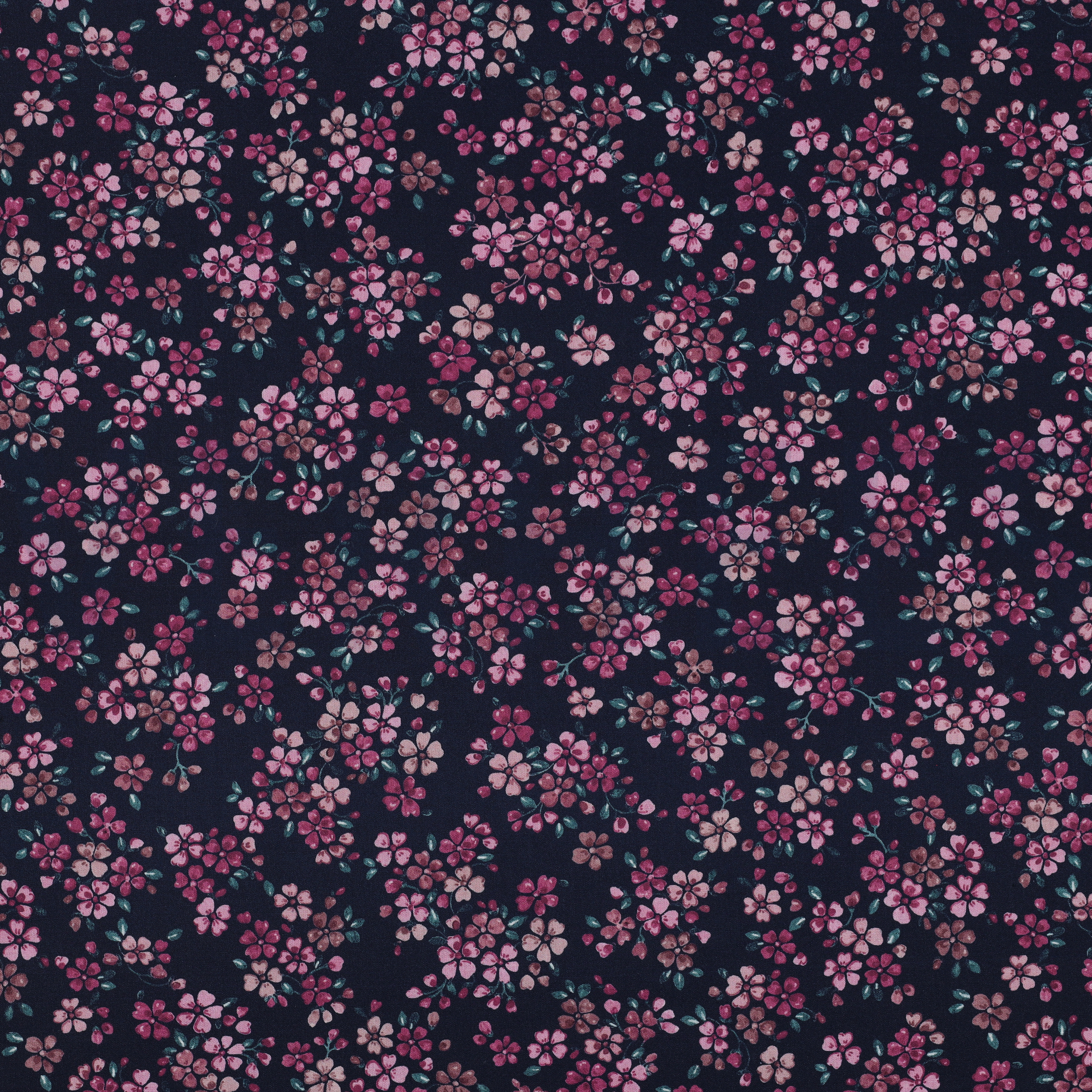 BAUMWOLLE POPELINE DIGITAL BLÜTEN MARINEBLAU (high resolution)