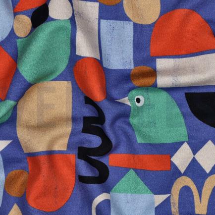 FRENCH TERRY GOTS DIGITAAL GRAFISCHE VORMEN JENNIFER BOURON BLAUW (hover)