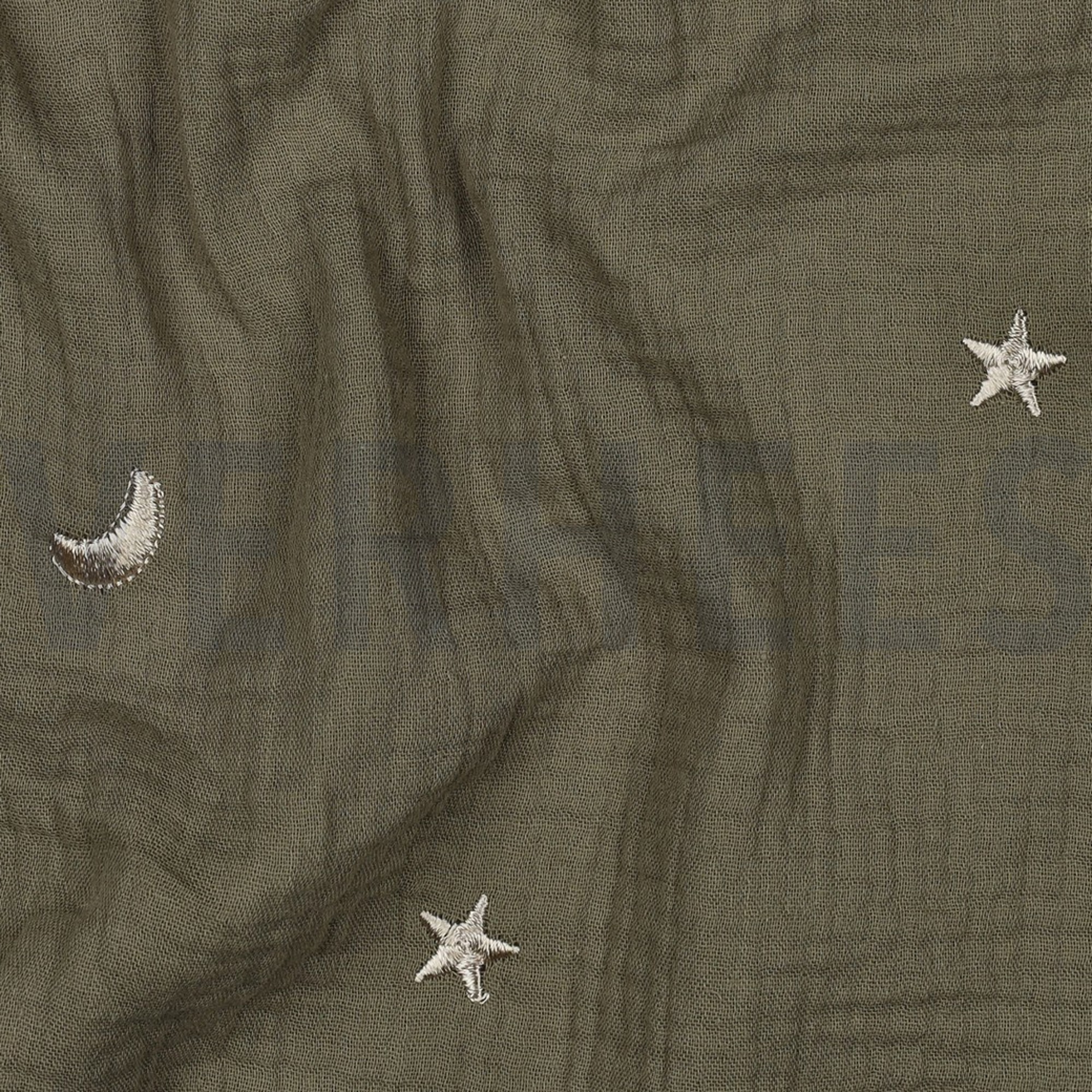 MUSSELIN STICKEREI STERNE MOOSGRÜN (high resolution) #2