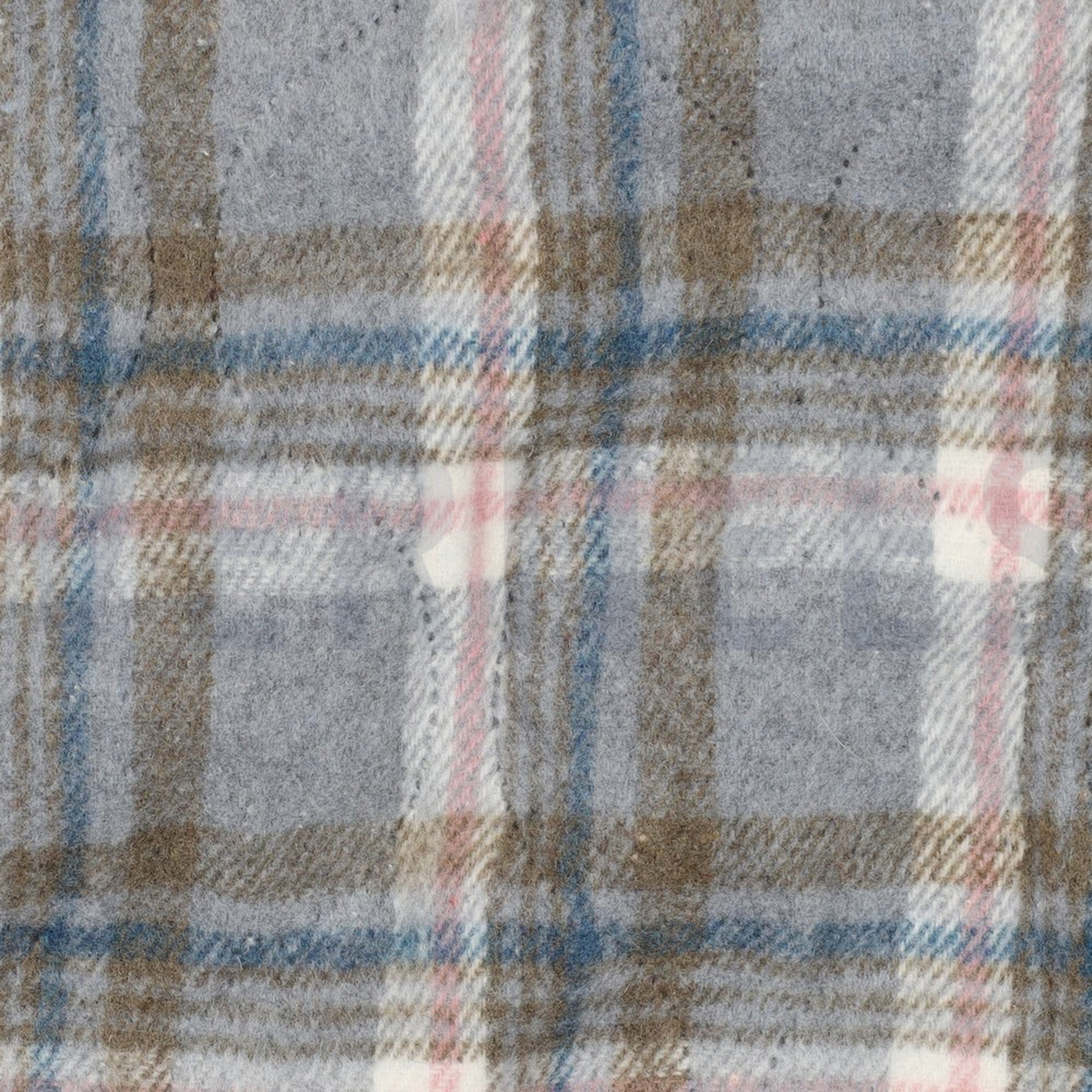 MATELASSÉ CHECKS GRIS (high resolution) #2