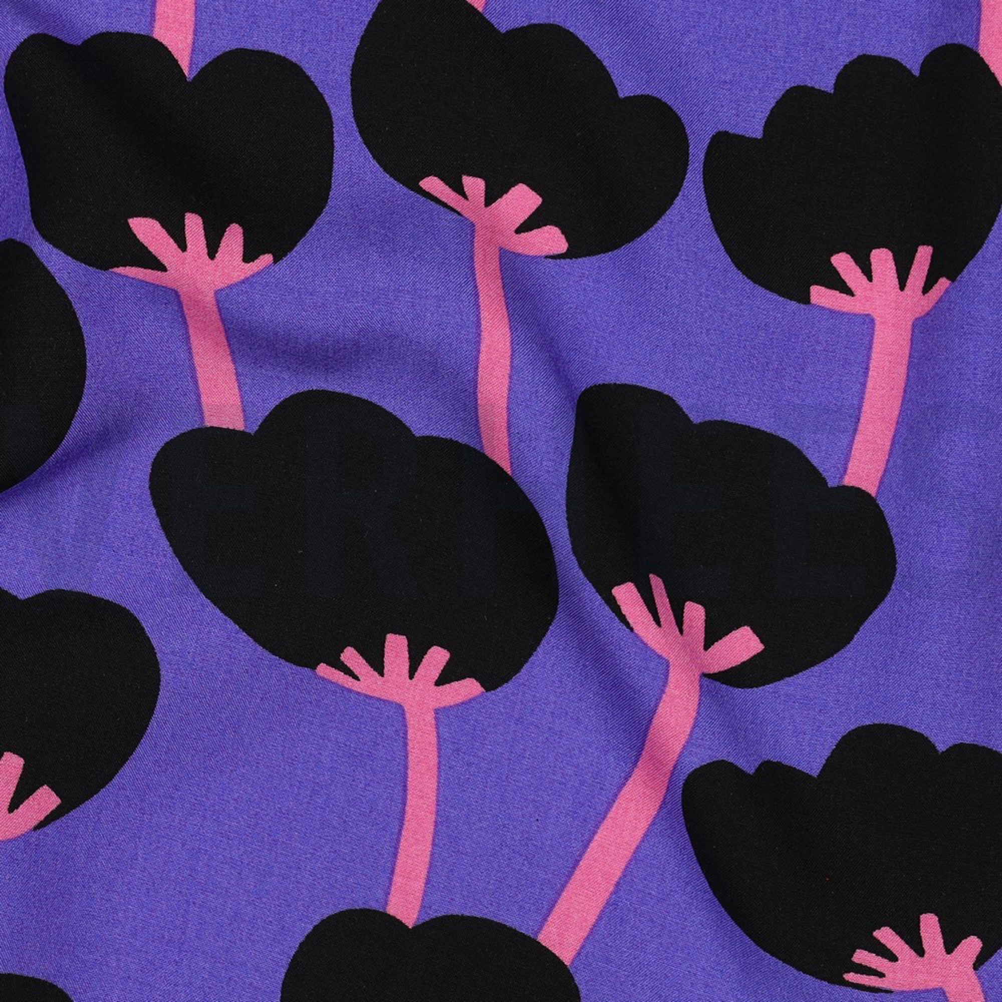 LENZING™ ECOVERO™ POPPIES NERIDA HANSEN PAARS (high resolution) #2