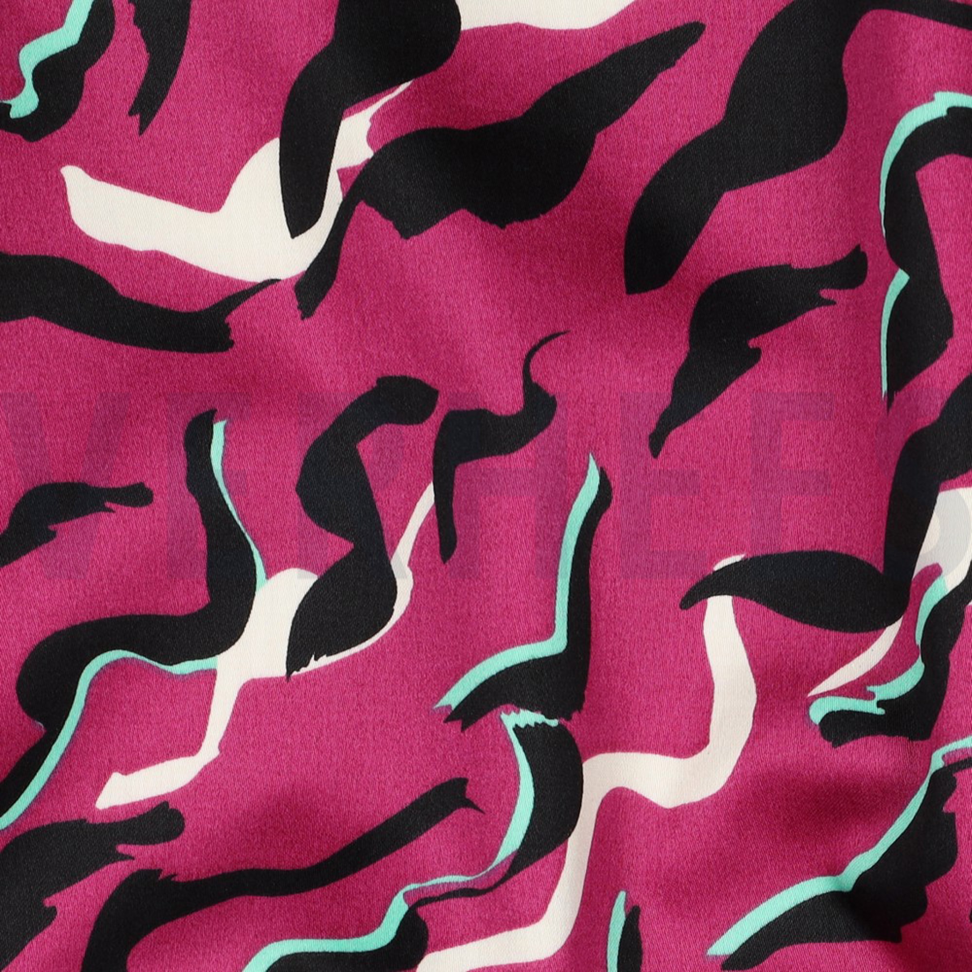 KATOEN SATIJN DIERENHUID FUCHSIA (high resolution) #2