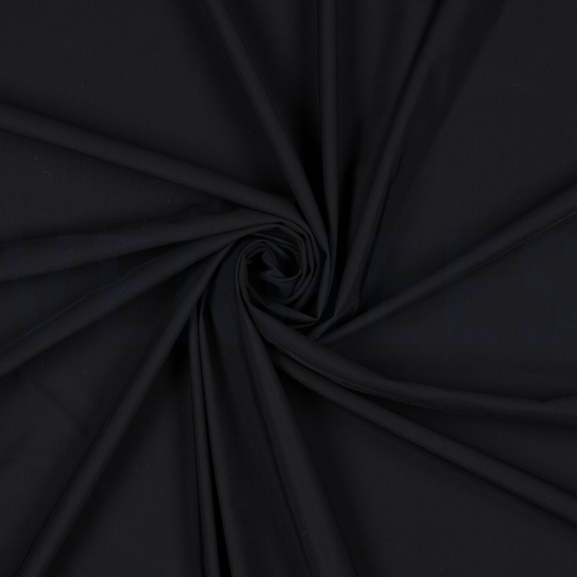 TRAVEL 110/gm2 ZWART (high resolution) #2