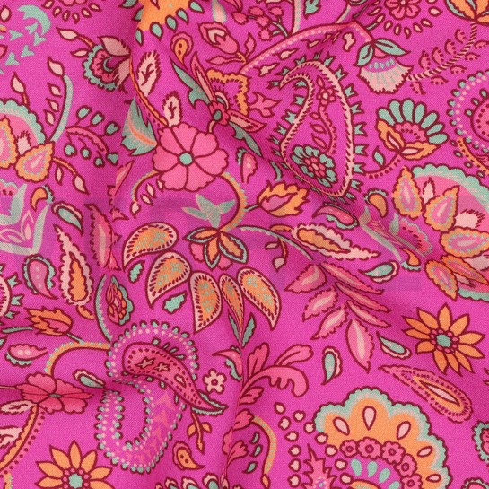 LENZING™ ECOVERO™ DIGITAAL PAISLEY FUCHSIA #7