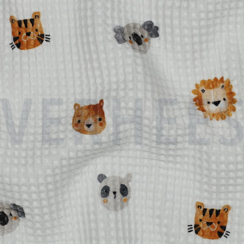 COTTON WAFFLE DIGITAL ANIMALS WHITE #7