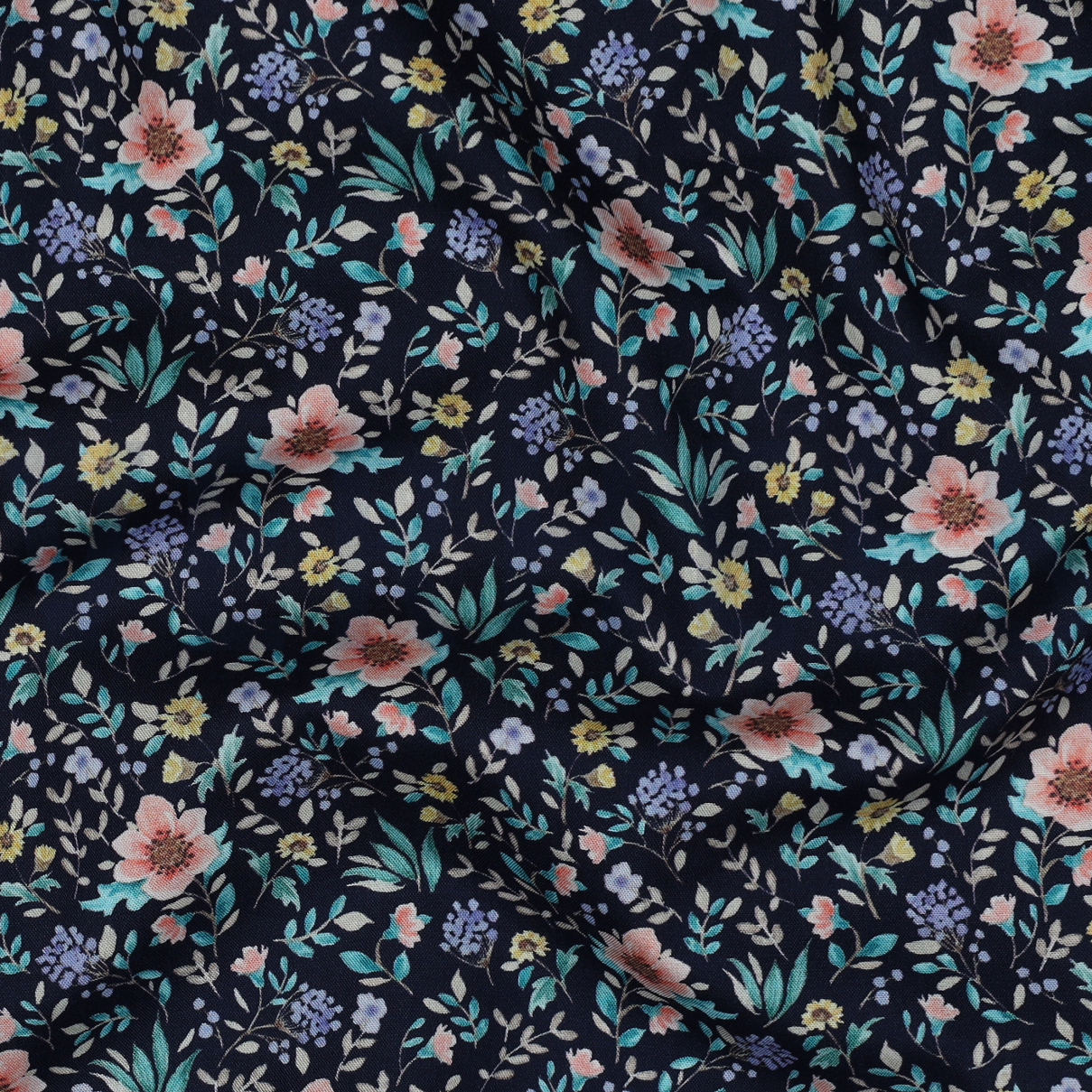 FIJNGEWEVEN KATOENEN POPLIN DIGITAAL BLOEMEN MARINEBLAUW #7