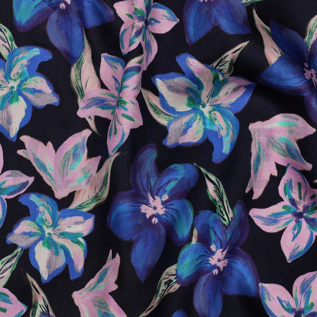 KATOEN SATIJN DIGITAAL BLOEMEN MARINEBLAUW #7