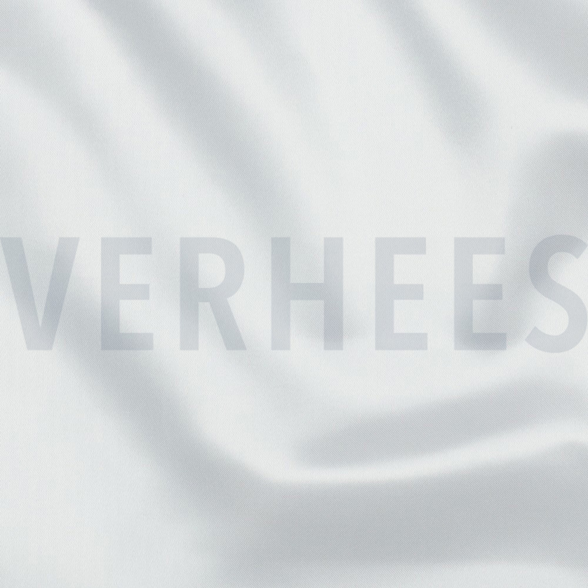 SATIN GEBROCHEN WEISS (high resolution) #2