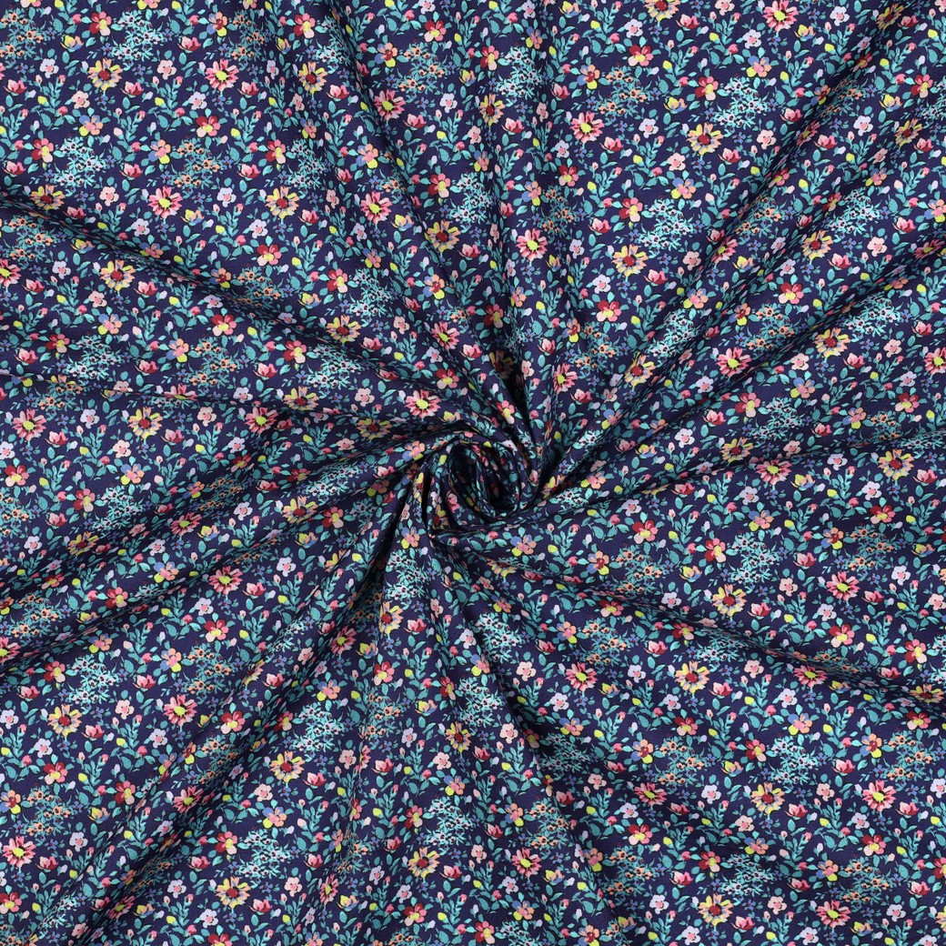 FEIN GEWEBTE BAUMWOLLPOPELINE DIGITAL BLUMEN MARINEBLAU #7