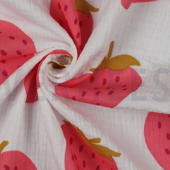 DOUBLE GAUZE STRAWBERRIES OFFWHITE #7