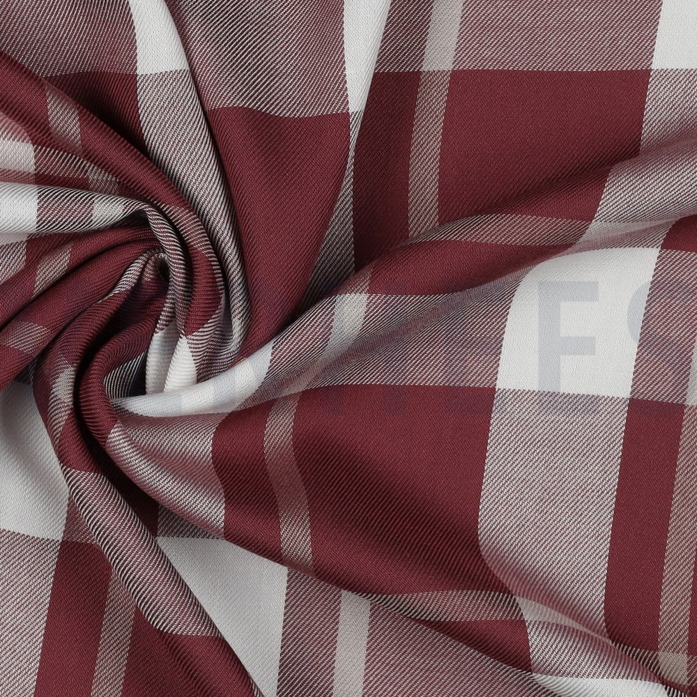 VISCOSE GARENGEVERFD RUITEN BESSEN #7