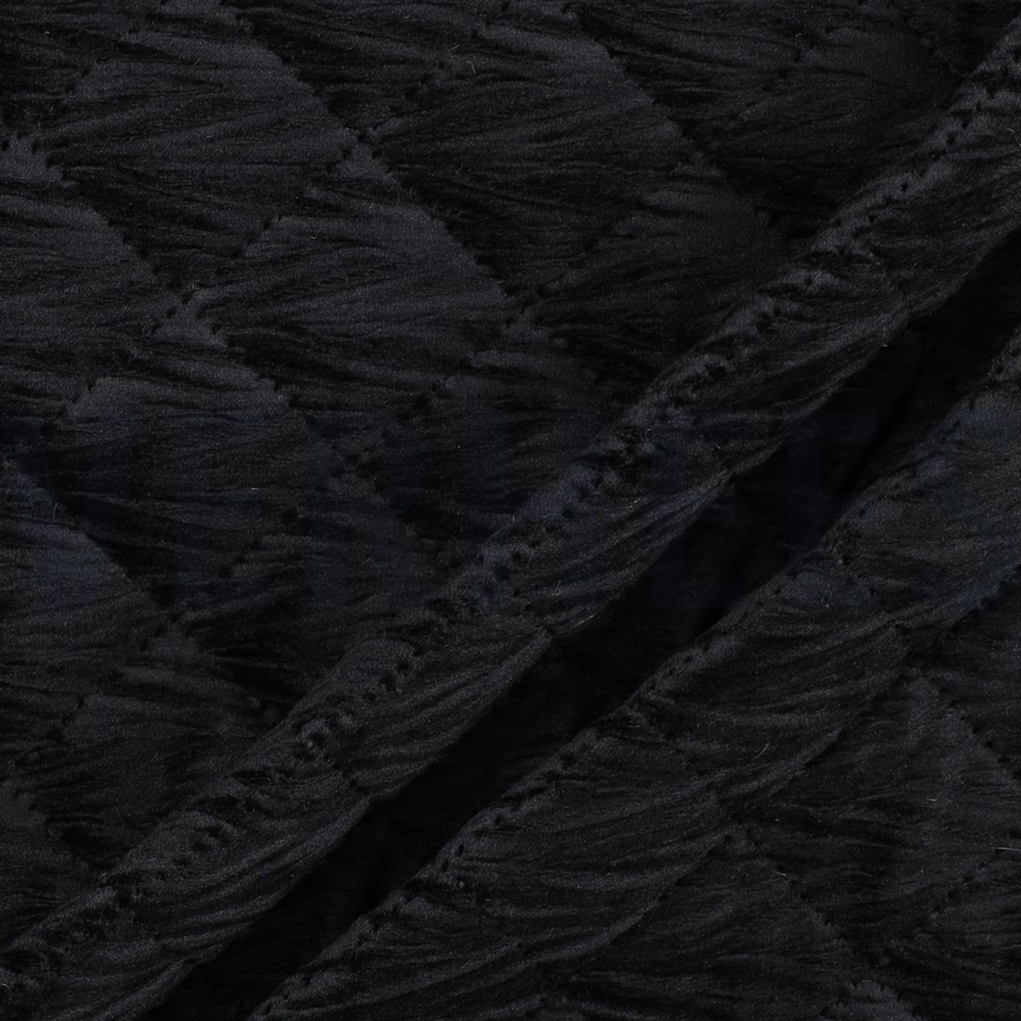 STEPPED VELVET BLACK (high resolution) #3