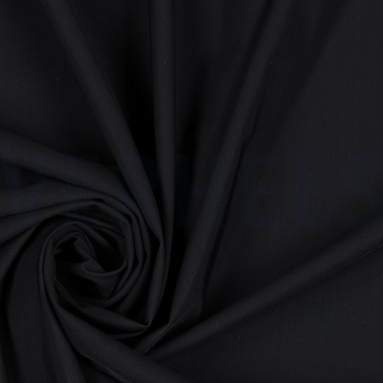 TRAVEL 110/gm2 ZWART #7