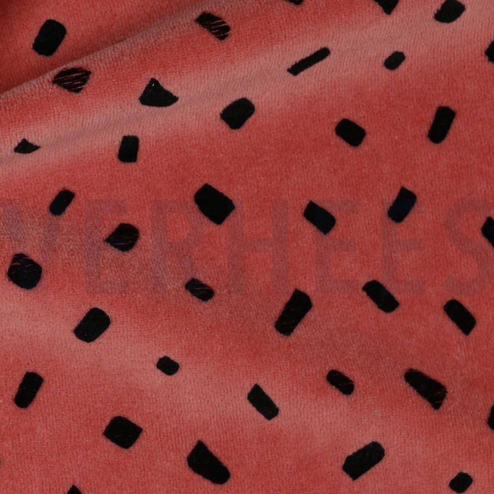 NICKY VELOURS SHAPE ROUGE #7