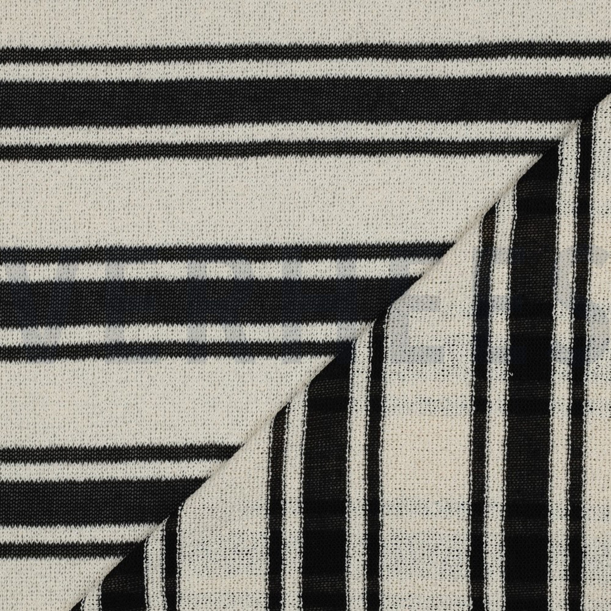 JACQUARD TRICOTÉ NOIR (high resolution) #4