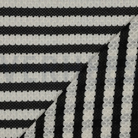STRICK JACQUARD SCHWARZ GOLD LUREX #7