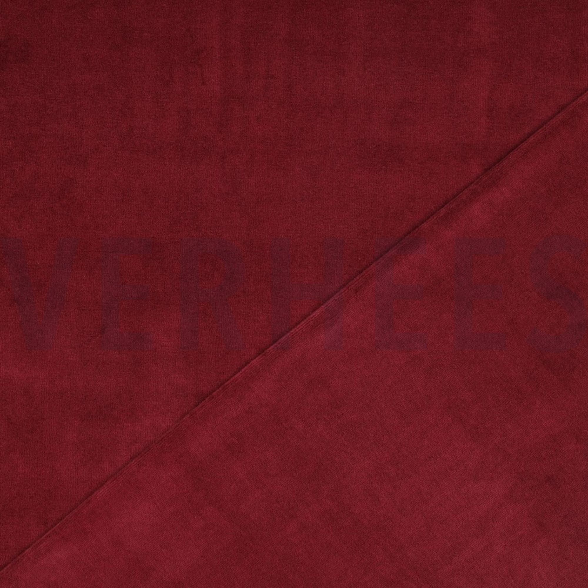 NICKI VELOURS BORDEAUXROT (high resolution) #4