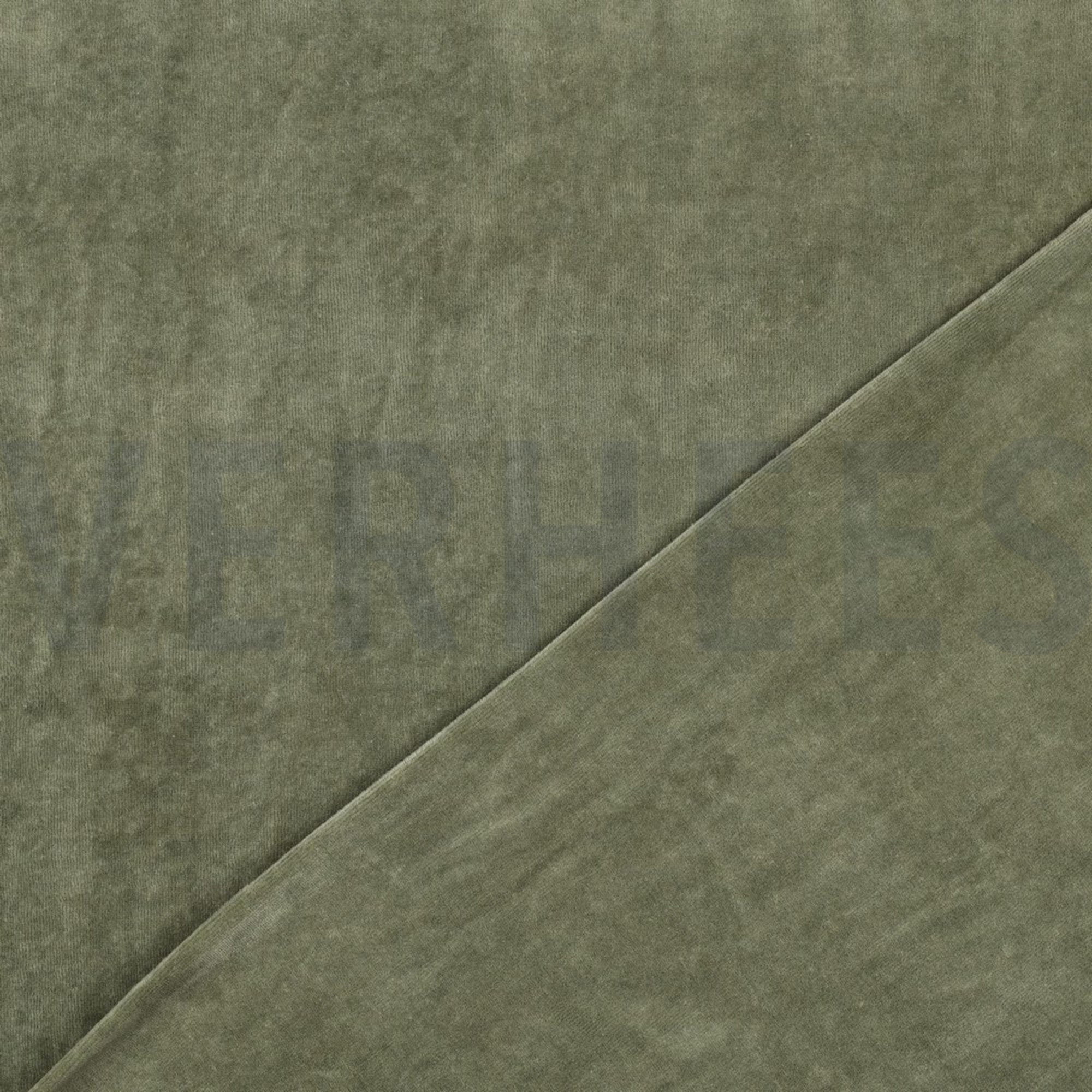 NICKI VELOURS MOOSGRÜN (high resolution) #4