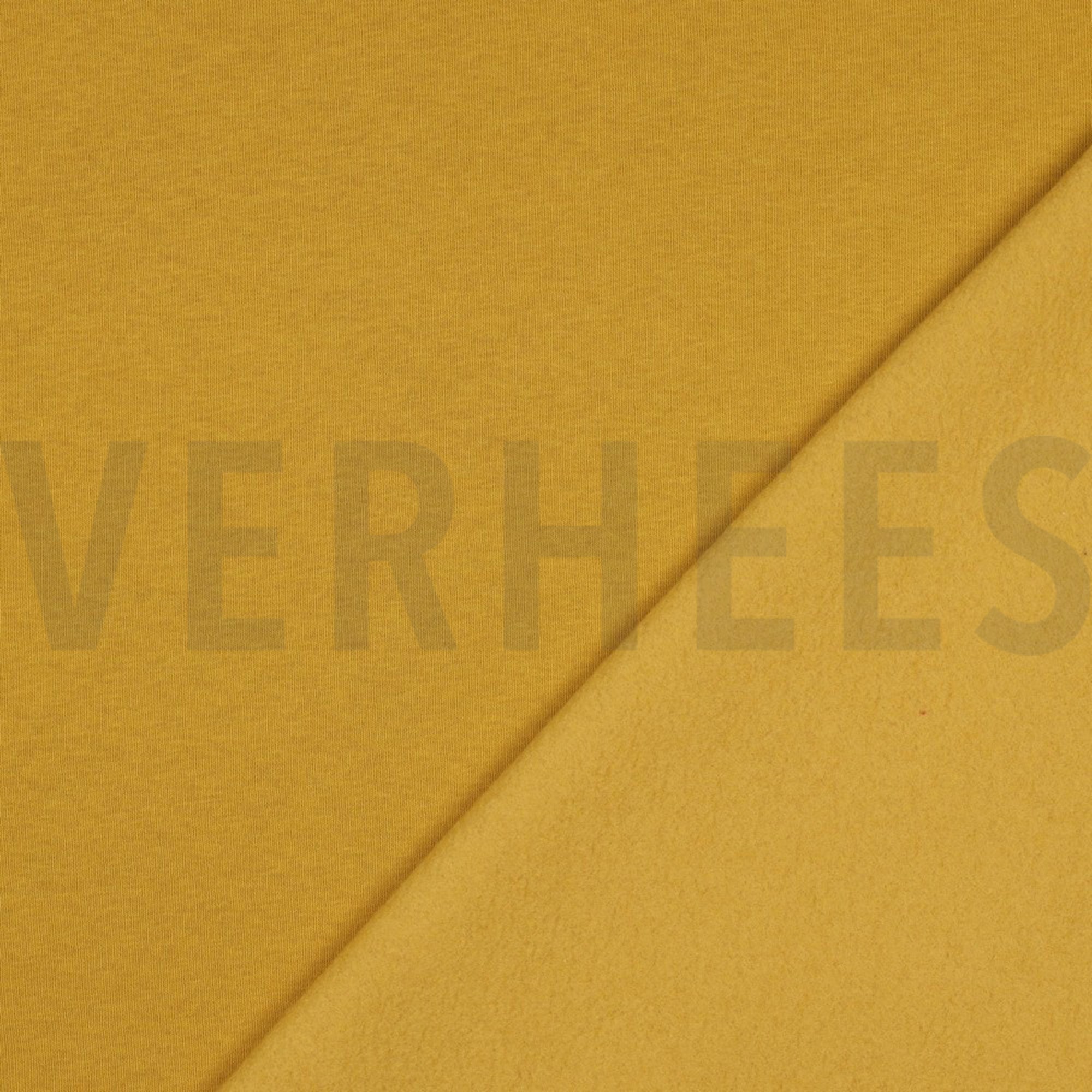 JOGGING OCKER (high resolution) #4