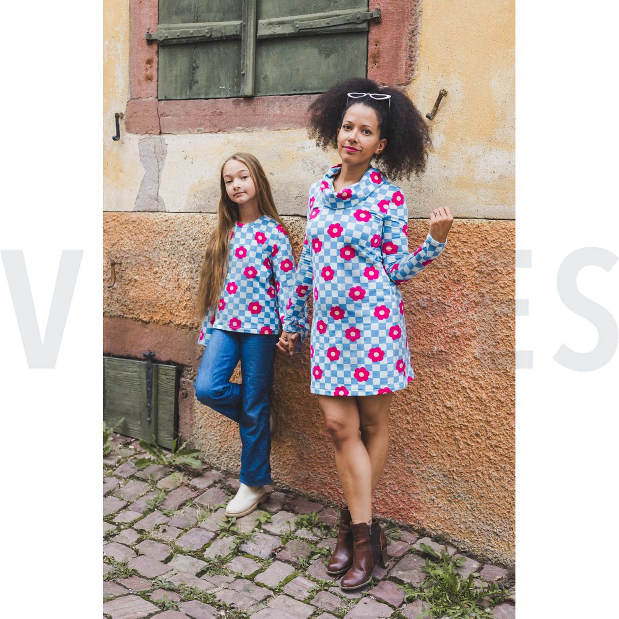 SOFT SWEAT FLOWERS GREEN (high resolution) #5