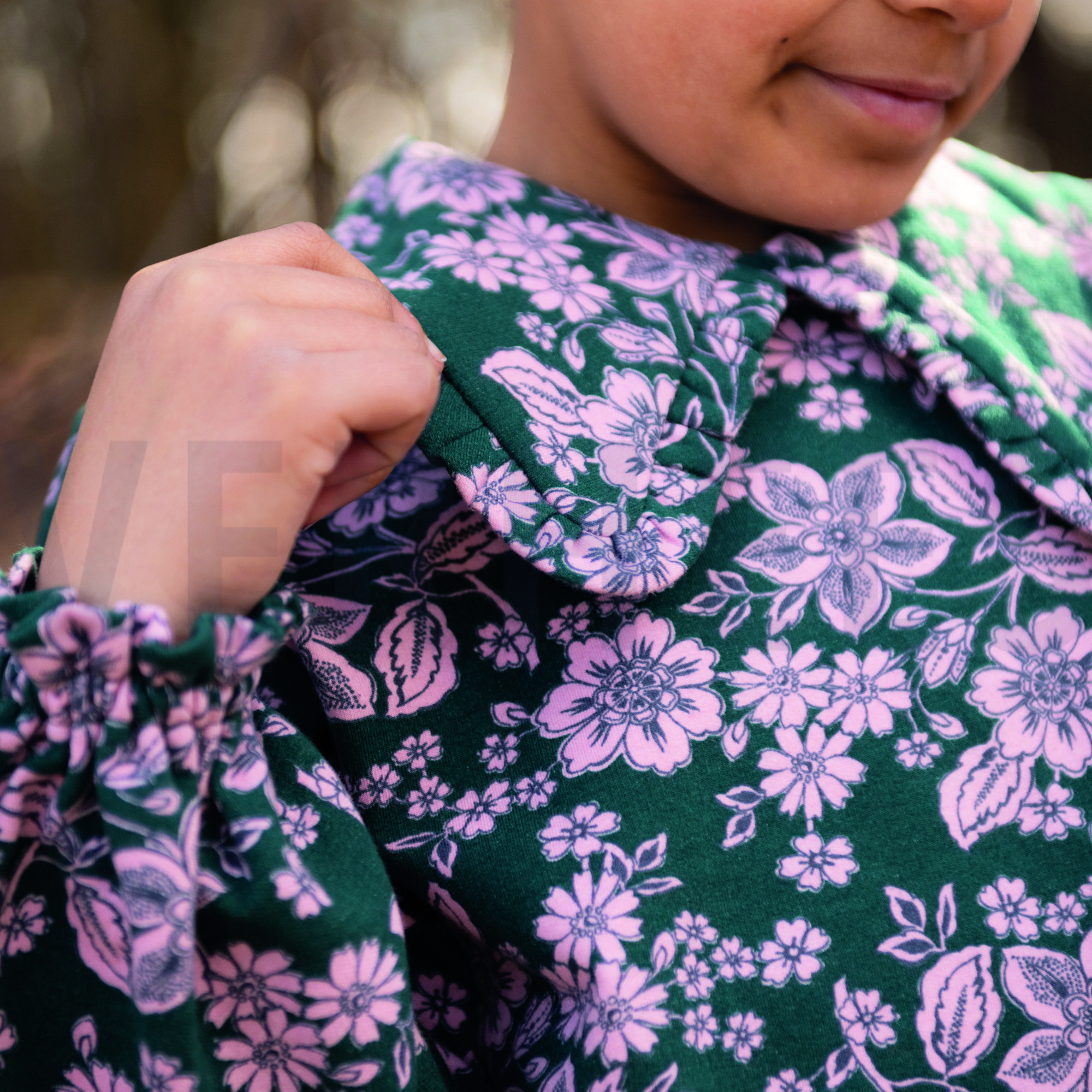 SOFT SWEAT FLOWERS BERRY (high resolution) #5