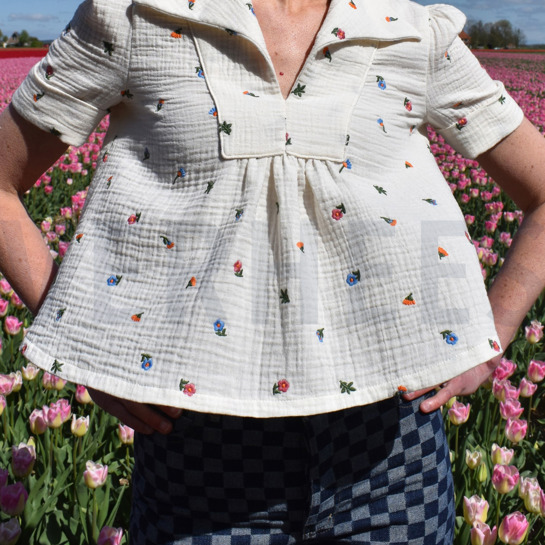 MUSSELIN STICKEREI BLUMEN HELLROSA #7