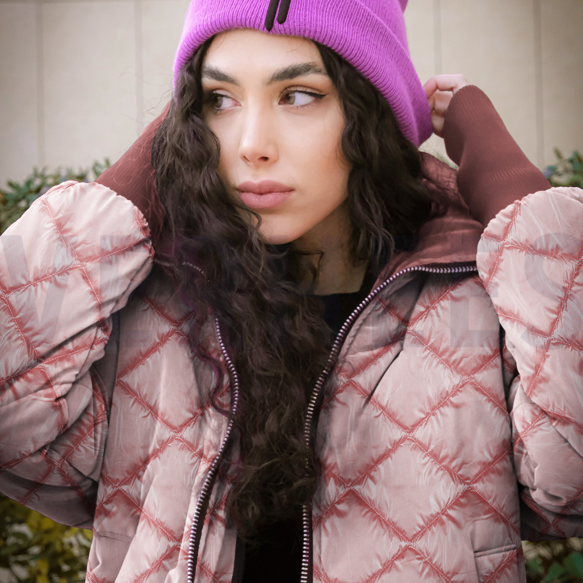 STEPPSTOFF GLÄNZEND ALTROSA (high resolution) #6