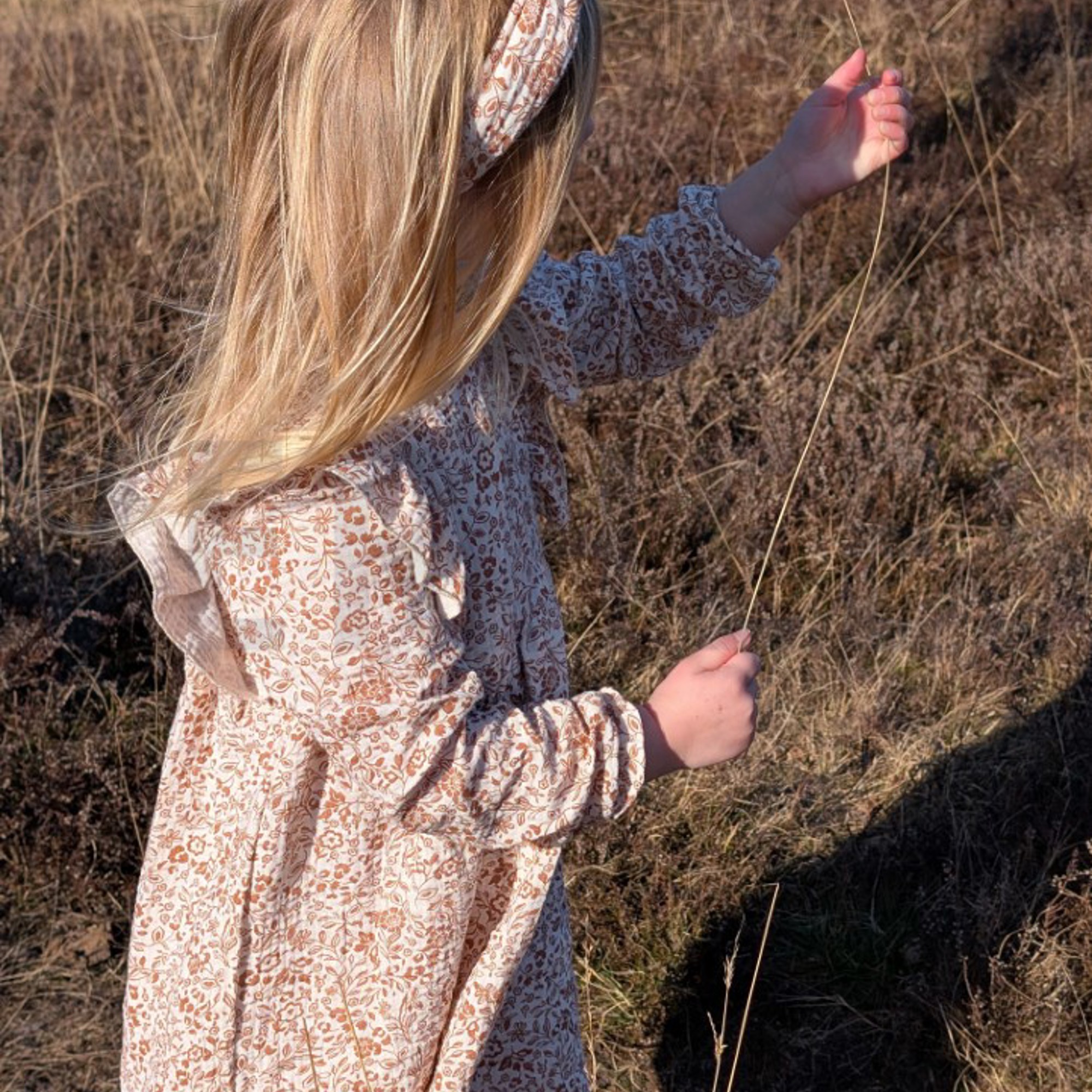 DOUBLE GAUZE FLOWERS BURGUNDY (high resolution) #6