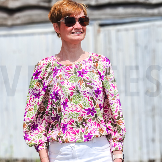 LENZING™ ECOVERO™ DIGITAL BLUMEN HELLROSA #7