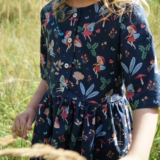 FINE POPLIN FAIRYTALES BURGUNDY #7