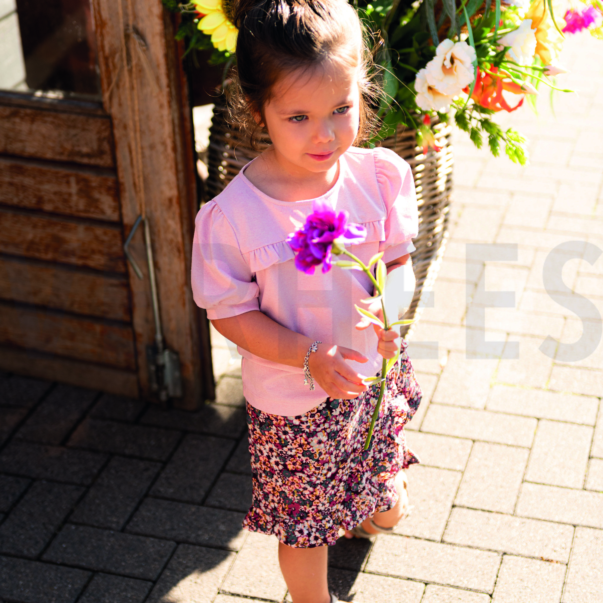 VISCOSE LUREX FLEURS BLEU MARINE (high resolution) #6