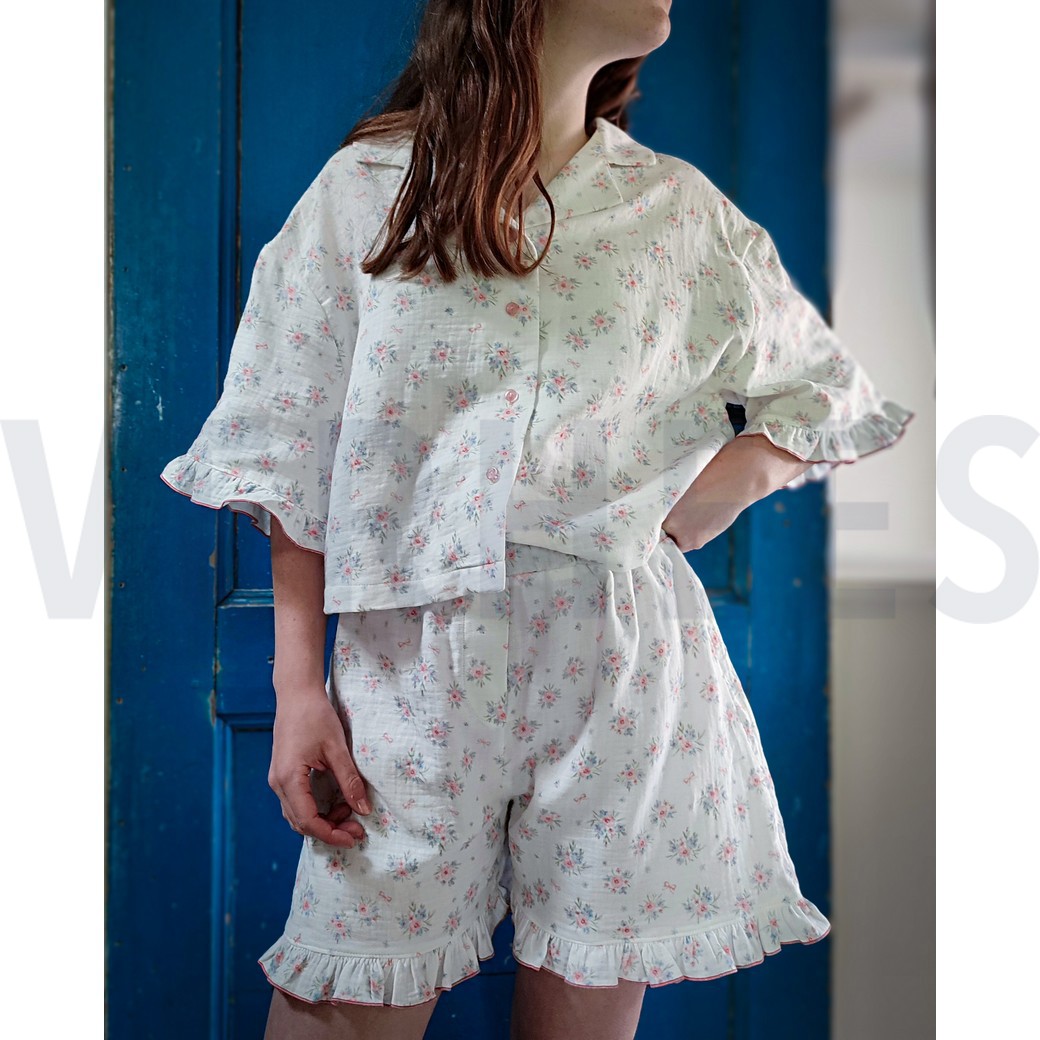 DOUBLE GAUZE GOTS DIGITAAL BLOEMEN WIT #7