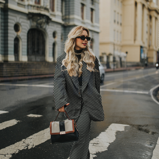 STRICK JACQUARD GRAFIK GRÜN #7