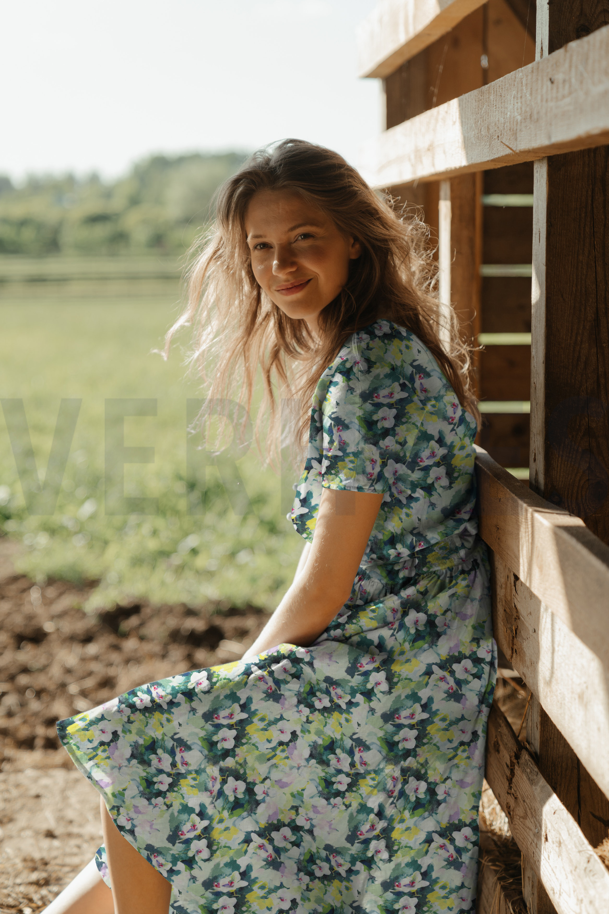 VISCOSE RADIANCE DIGITAAL BLOEMEN GROEN #7