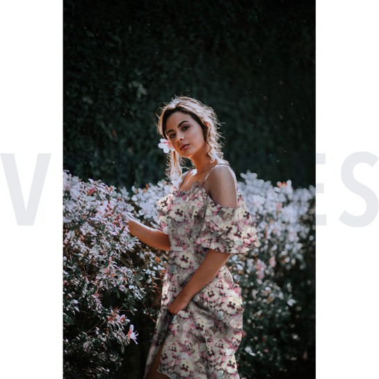 VISCOSE RADIANCE DIGITAAL BLOEMEN TAUPE #7