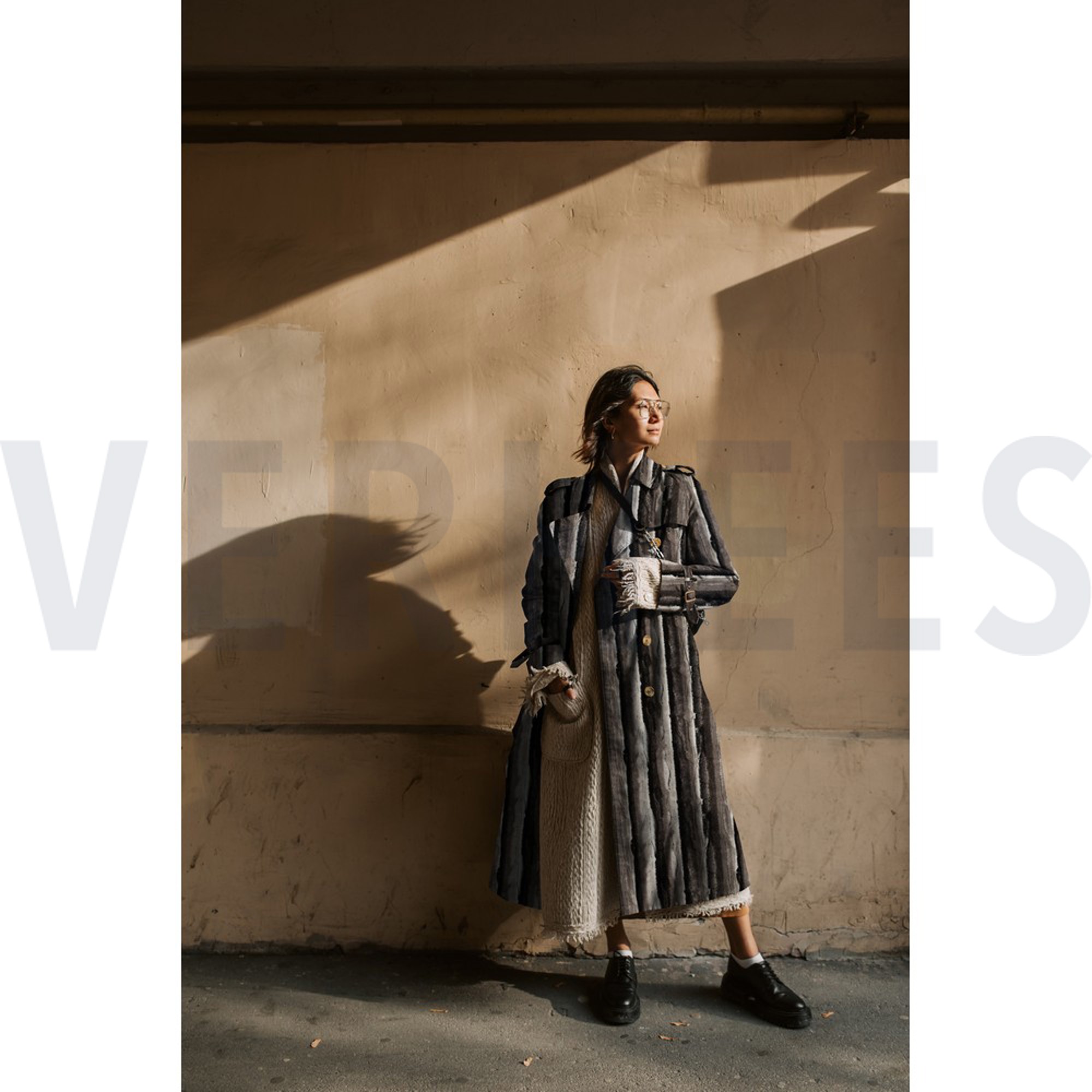 FAUSSE FOURRURE BRUN FONCÉ (high resolution) #7