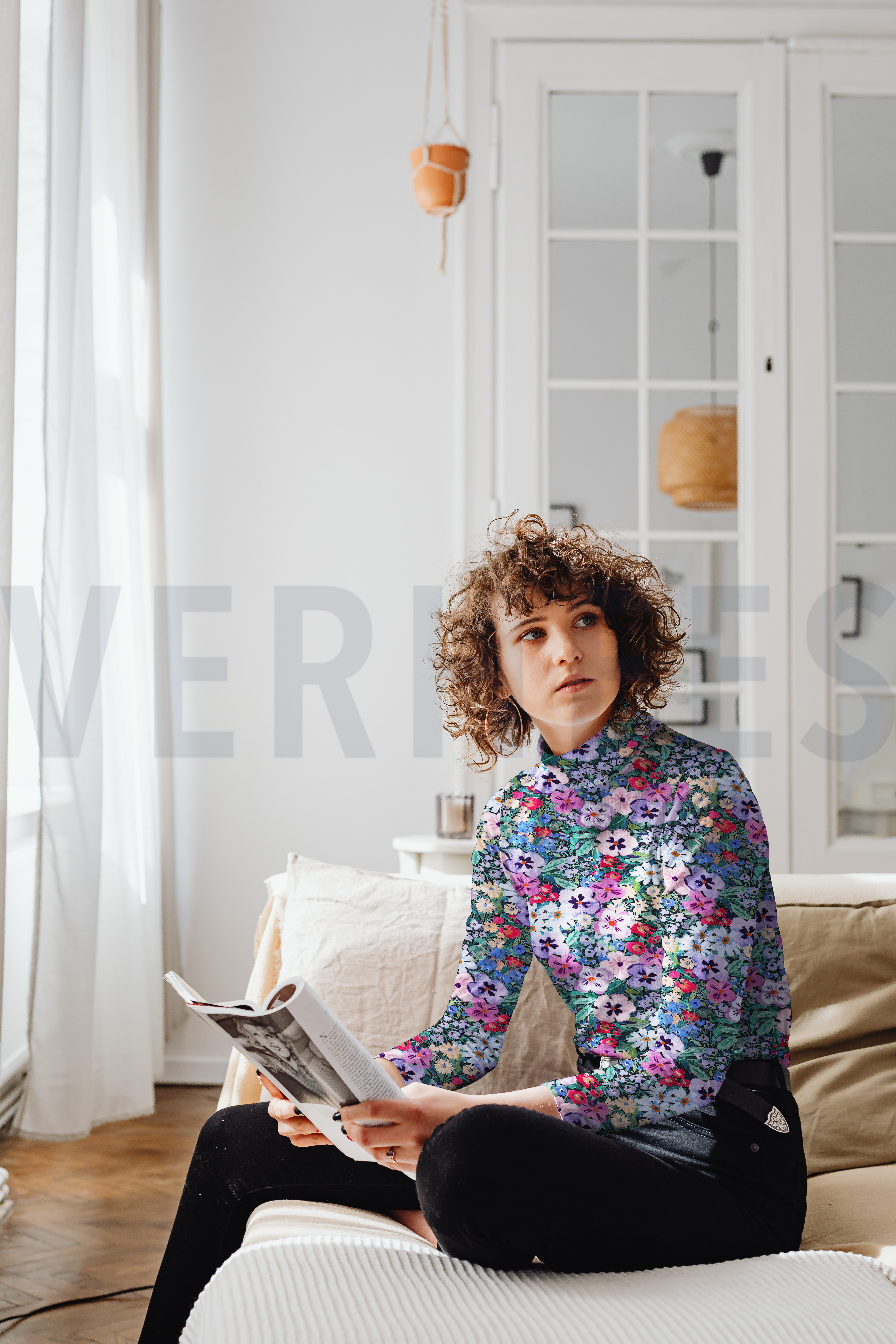 VISCOSE JERSEY DIGITAL FLEURS BLEU MARINE #7