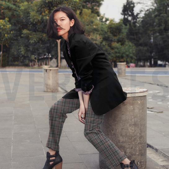 KNITTED JACQUARD BLACK/WHITE #7