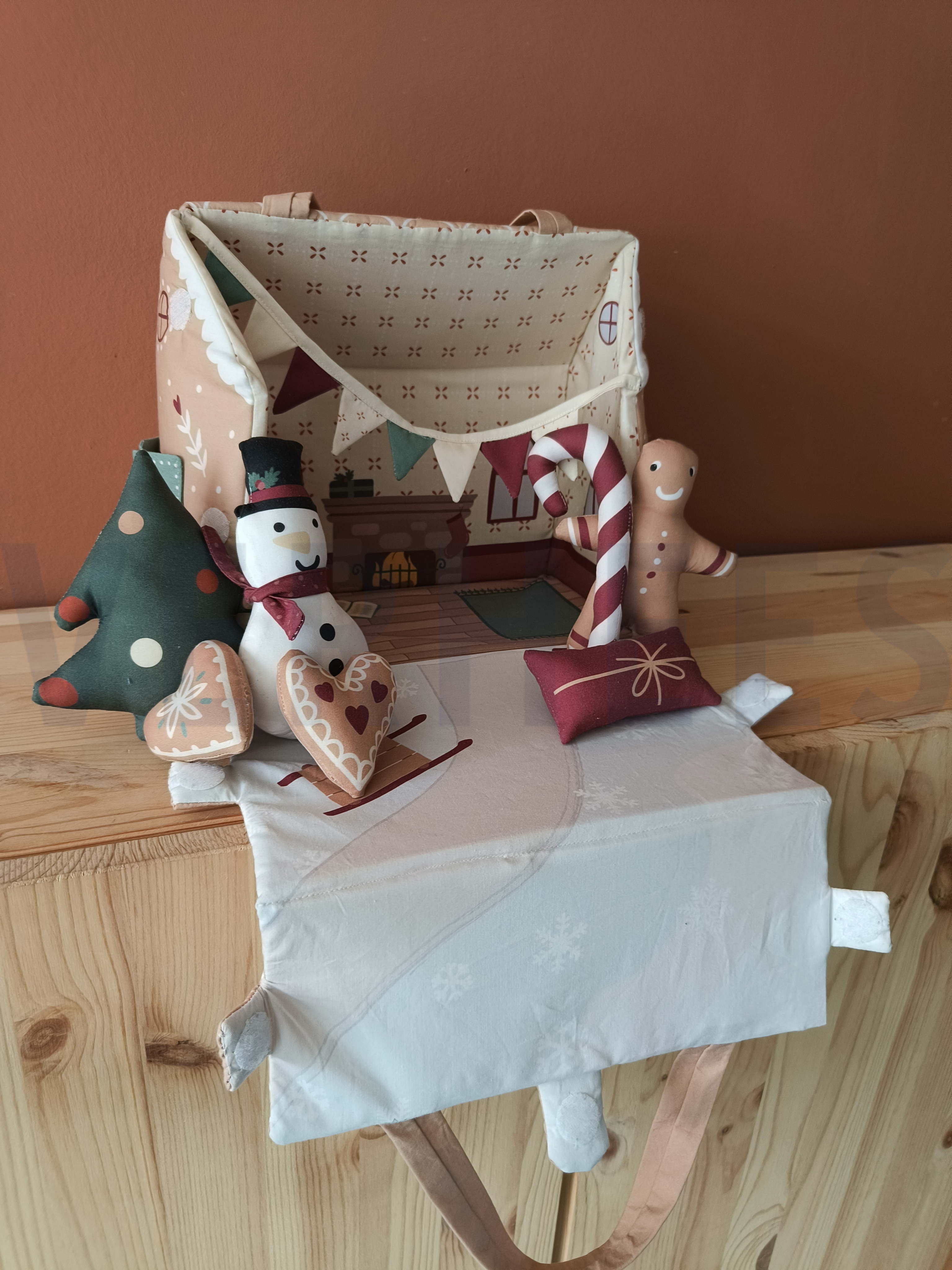 FINE POPLIN GINGERBREAD DOLLHOUSE PANEL MULTICOLOUR #7