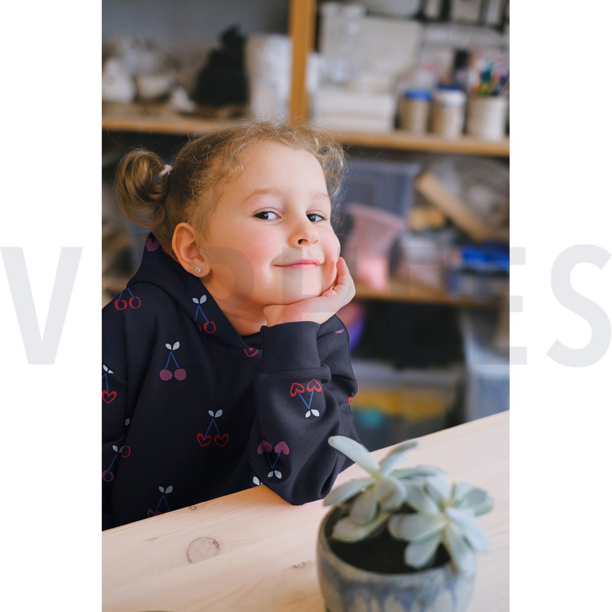 SWEAT MELANGE GLITTER CHERRIES ECRU (high resolution) #7